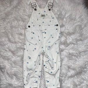 Oshkosh kids romper super cute size 24 months used once in great condition